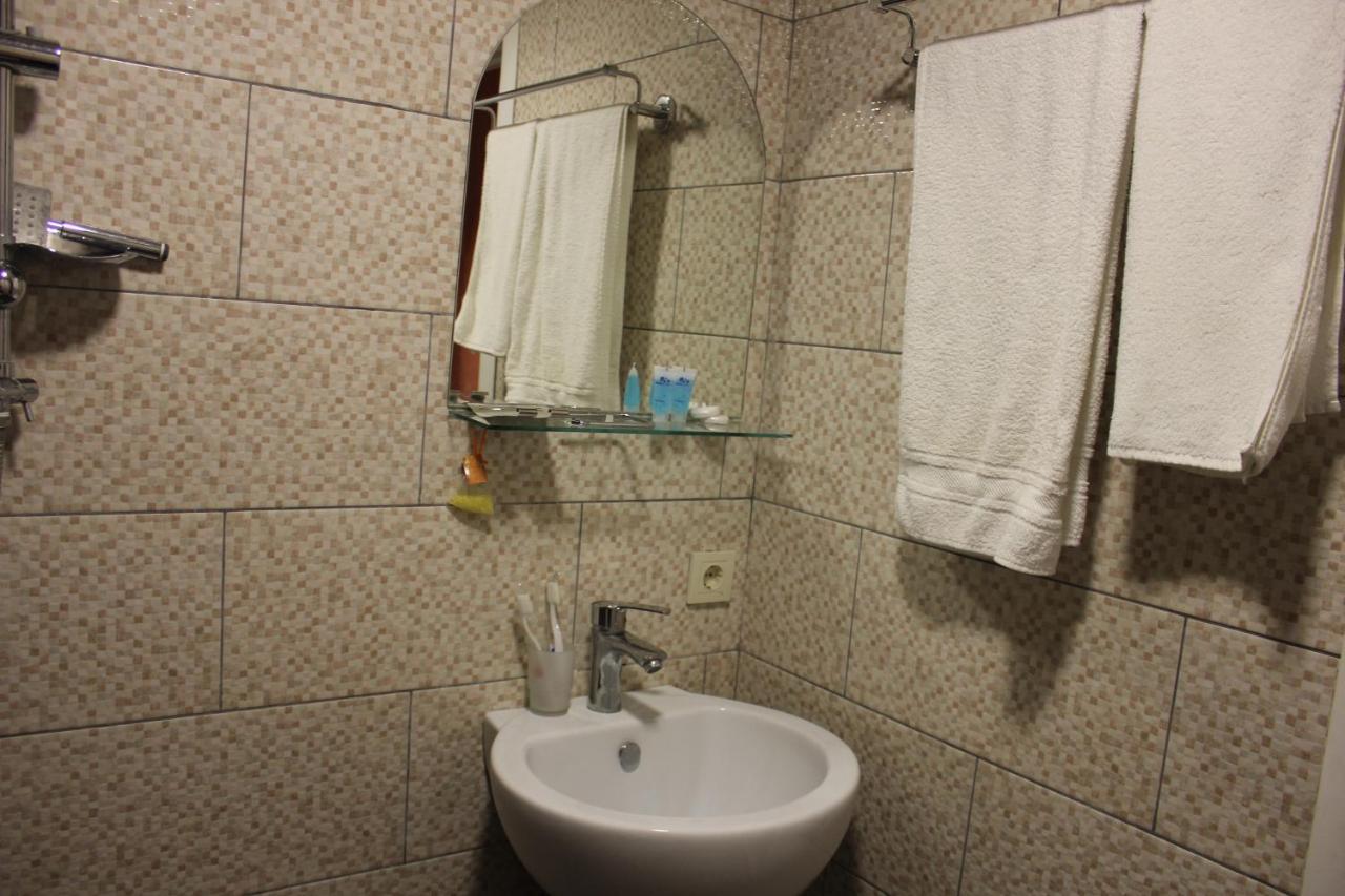 Diamond Georgia Hotel Tbilisi Bagian luar foto